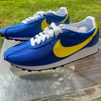 Basket Nike bleu taille 44